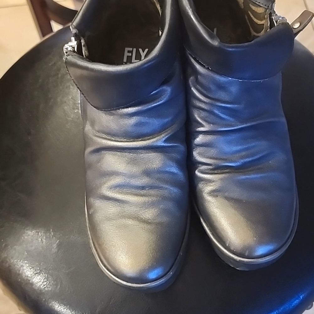 London fly boots 39